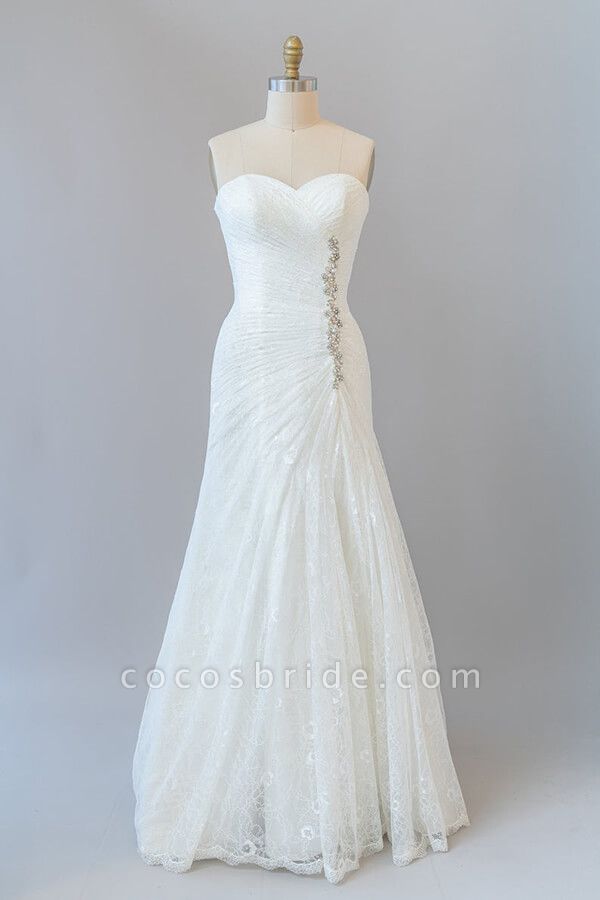 Chic Strapless Ruffle Lace Sheath Wedding Dress