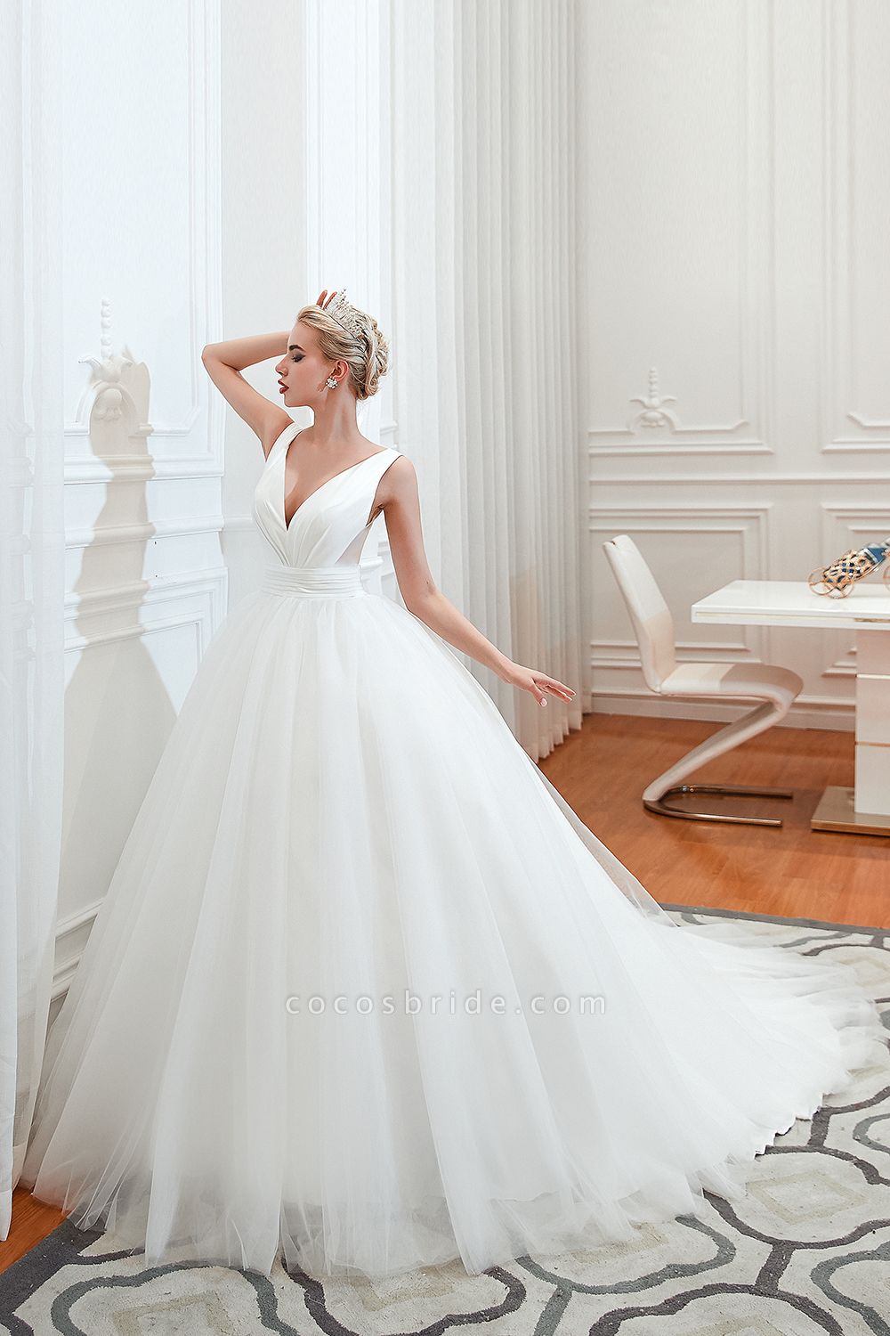 Elegant Lace-up Ruffle Tulle A-line Wedding Dress