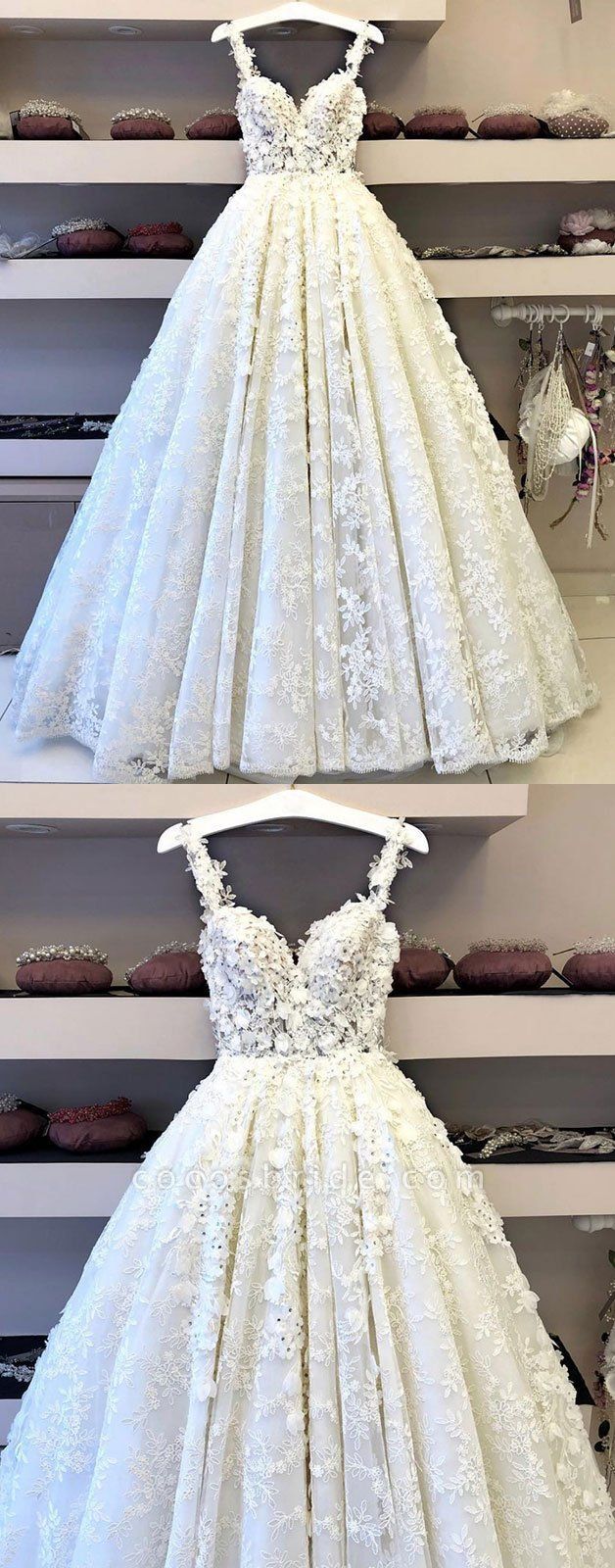 White Flower Lace Boho Lace Wedding Dress With Sleeves | Cocosbride