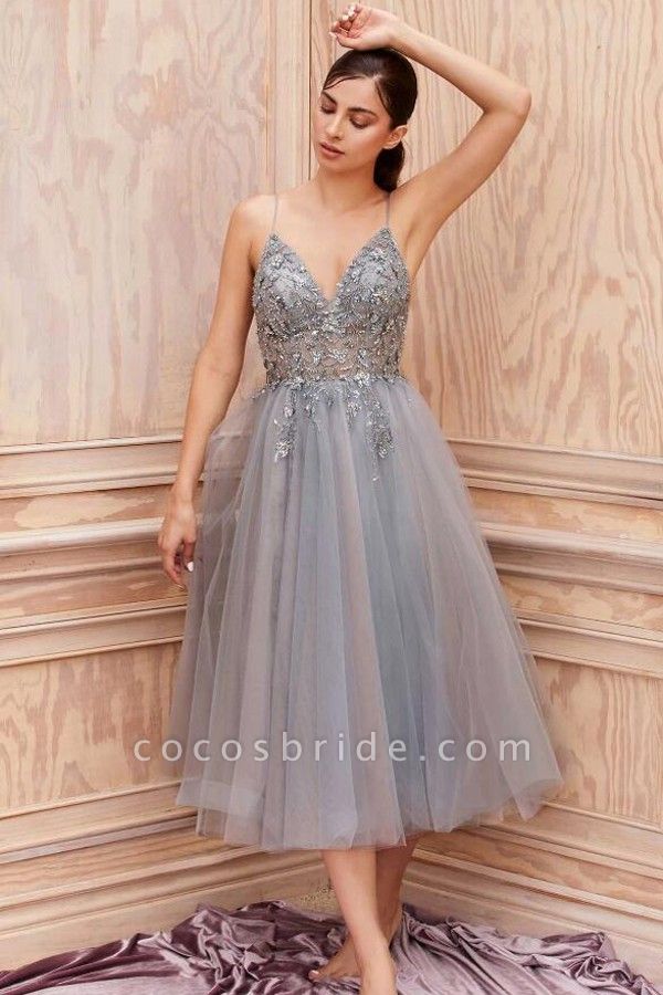 Stylish Short A-line V-neck Tulle Prom Dresses with Floral Lace