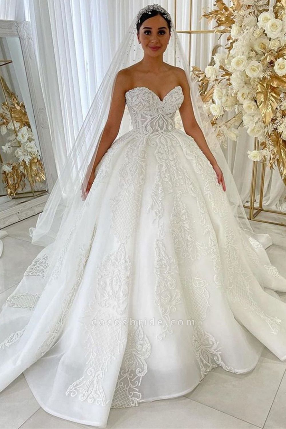 Long Ball Gown Sweetheart Tulle Lace Appliques Wedding Dress