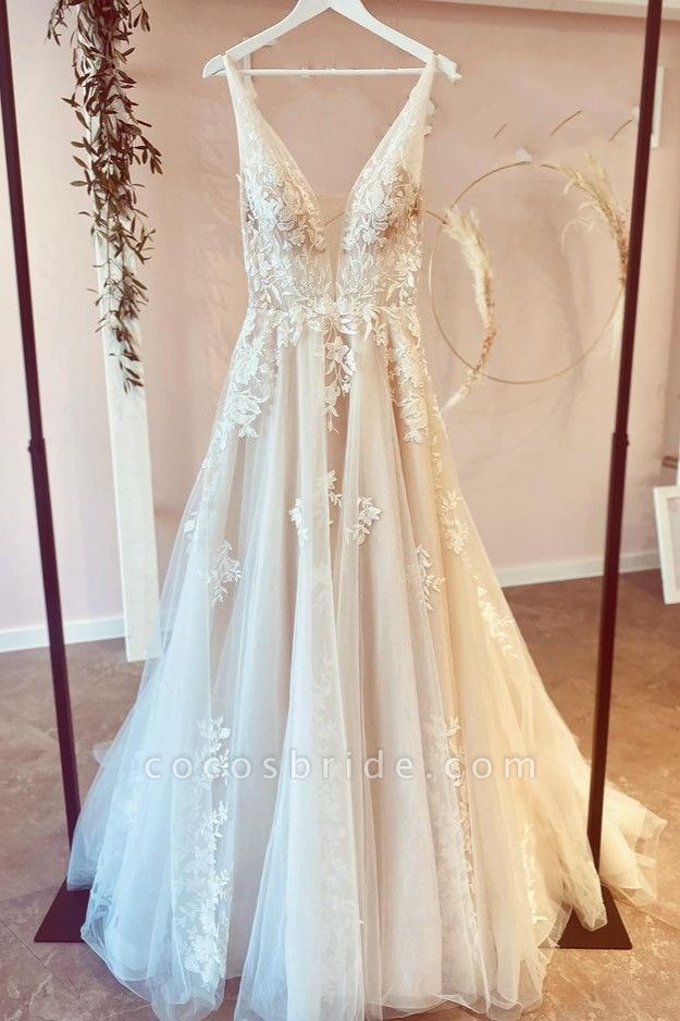 Stunning Deep V-neck A-Line Floor-length Tulle Wedding Dress With Floral Lace