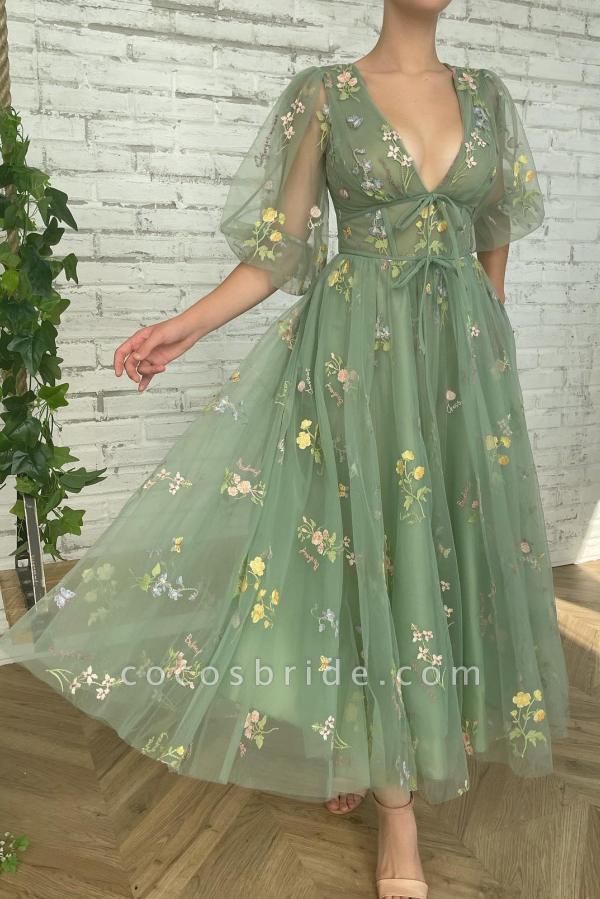 Chic Short A-line V-neck Tulle Flower Formal Prom Dress with Half Sleeves