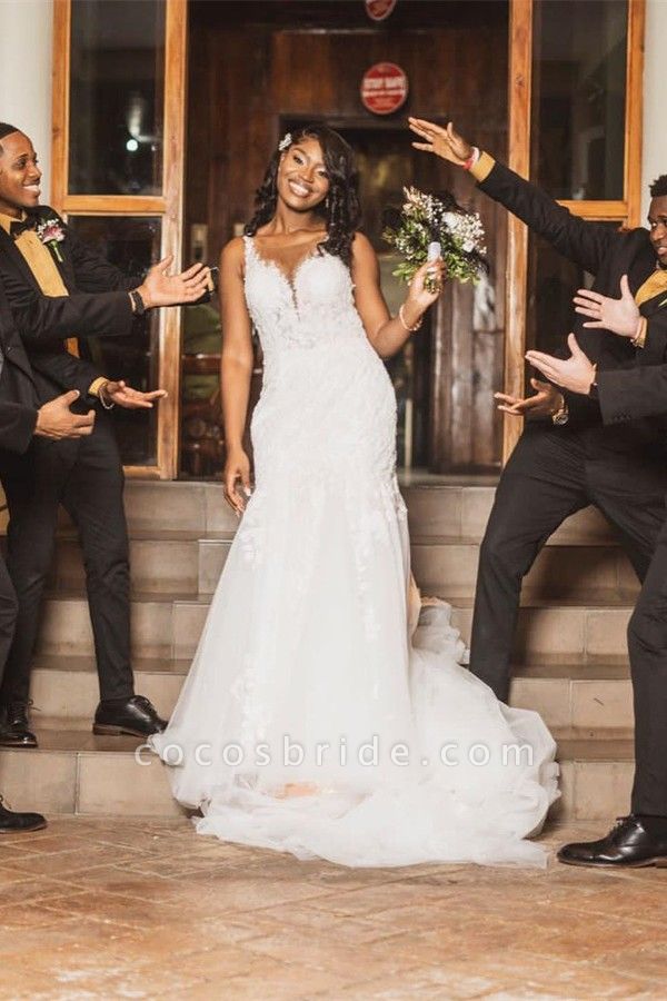 Elegantes A-Linien-Hochzeitskleid aus Tüll mit herzförmigen Trägern und Kapellenschleppe