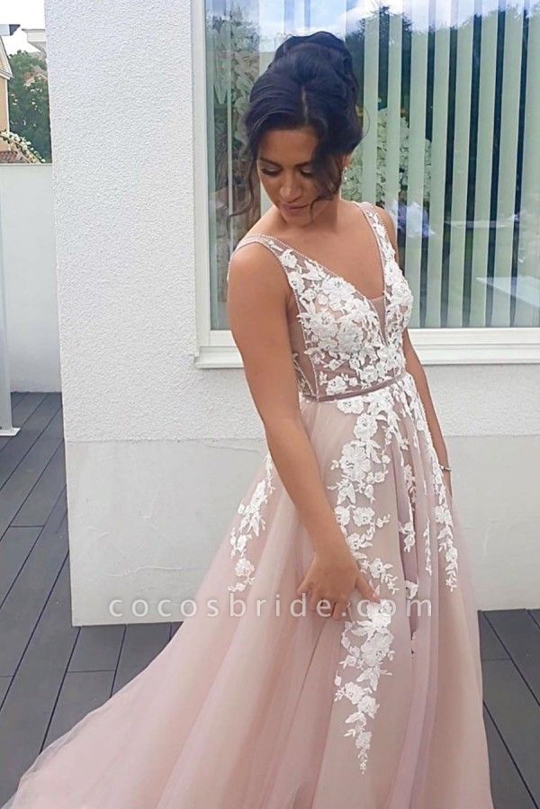 Elegant A-line V-neck Spaghetti Straps Backless Appliques Lace Tulle Ruffles Prom Dress