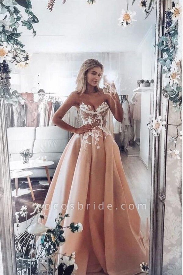 Vintage A-line Sweetheart Appliques Lace Floor-length Ruffles Prom Dress