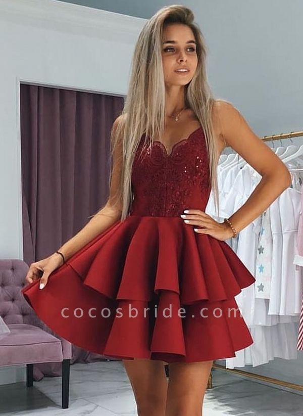 Short A-line Spaghetti Straps Lace Homecoming Dresses with Appliques
