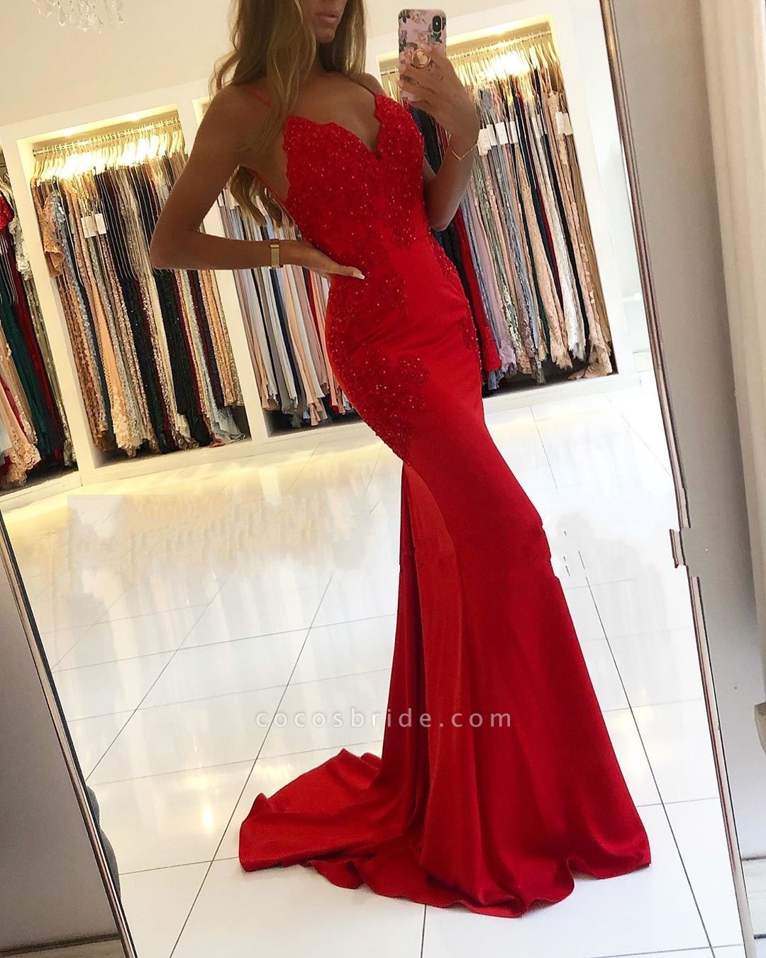 Elegant Red V-neck Spaghetti Straps Mermaid Prom Dresses