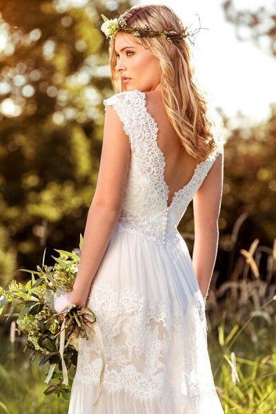 Latest Empire Waist A-line Lace Tulle Wedding Dress_4