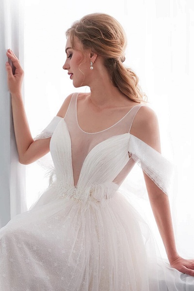 Ruffle Cold-shoulder Tulle A-line Wedding Dress_9