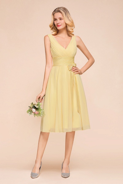 Classy Wide Straps V-neck A-line Knee-length Chiffon Bridesmaid Dress With Bowknot_1