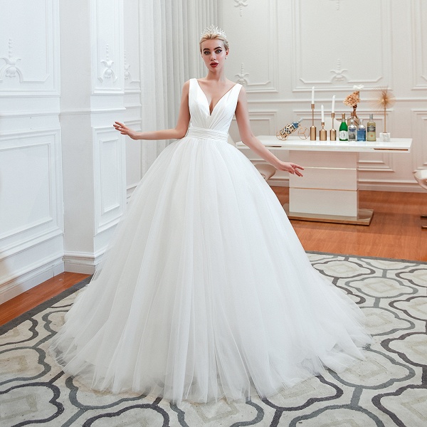 Romantic A-Line Tulle Wide Straps Deep V-neck Floor-length Wedding Dress_5