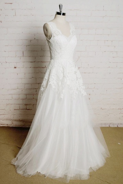 Chic V-neck Appliques Tulle A-line Wedding Dress_1