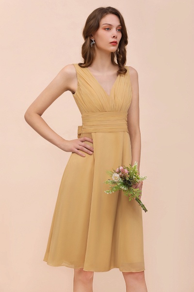 Erschwingliches kurzes A-Linie V-Ausschnitt Gold Chiffon Brautjungfernkleid mit Schleife_6