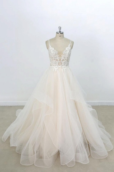 Eye-catching Appliques Tulle A-line Wedding Dress_1