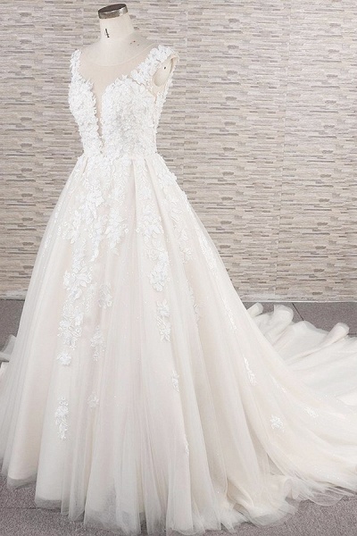 Wunderschönes A-Linien-Hochzeitskleid aus Tüll mit Spitzenapplikationen_4