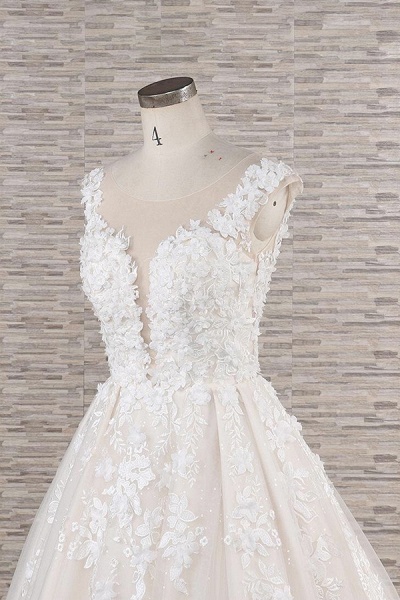 Wunderschönes A-Linien-Hochzeitskleid aus Tüll mit Spitzenapplikationen_6