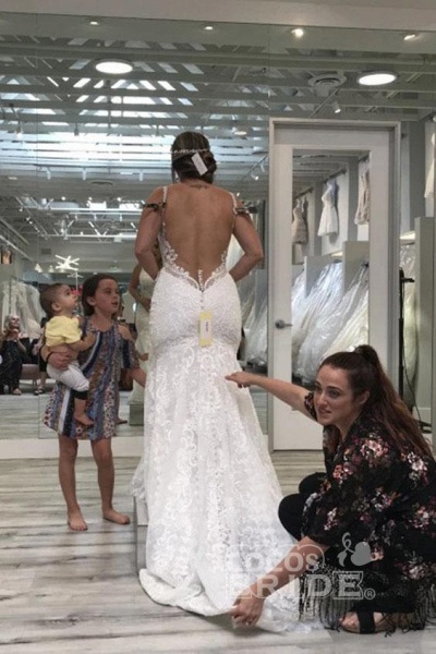 Spaghetti Straps Mermaid V Neck Backless Lace Wedding Dress_3
