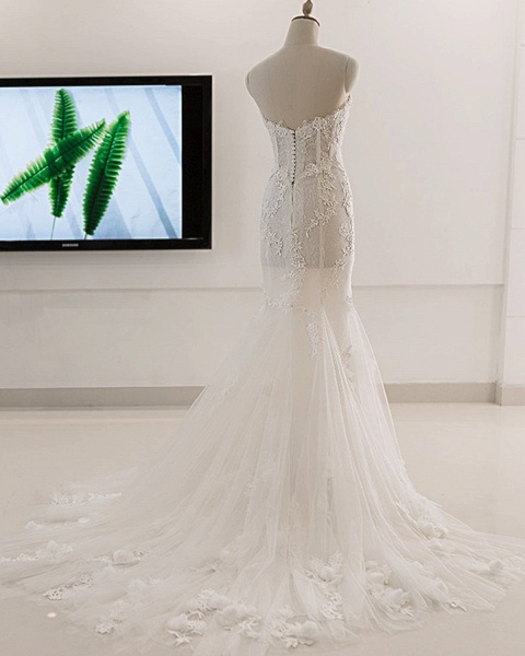 Sweetheart White Tulle Lace Sweep Train Mermaid Wedding Dress_4
