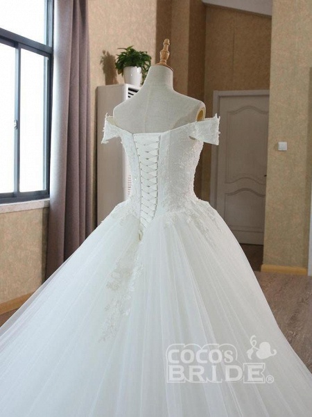 Elegantes Ballkleid Brautkleider mit V-Ausschnitt und Perlen Hofschleppe_5