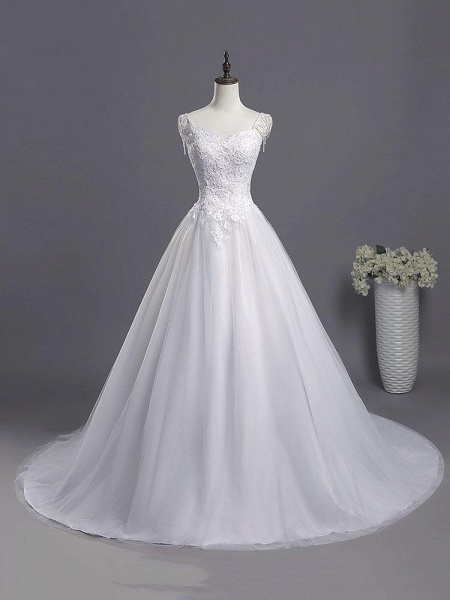 Gorgeous A-line Lace Appliques Wedding Dresses_1
