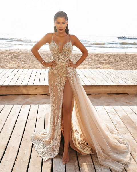 Sexy Spaghetti Straps Appliques Lace Mermaid Split Wedding Dress With Side Train_3