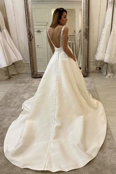 Deep V-neck Spaghetti Straps A-Line Backless Wedding Dress With Pockets_2