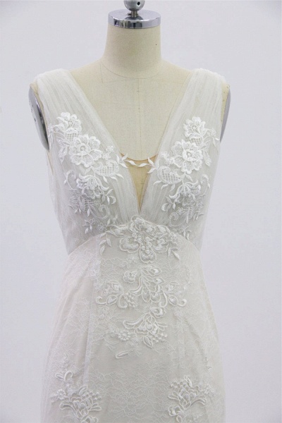SD1957 V-neck Floral Appliques Backless Wedding Dress_6