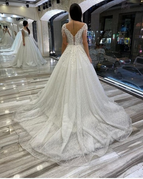Elegant A-Line Sequins Appliques Lace Sweetheart Backless Train Wedding Dresses_2