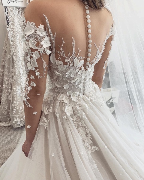 Elegant A-Line Sweetheart Long Sleeve Appliques Lace Tulle Wedding Dress_3