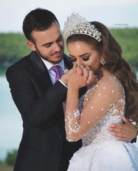 Luxury Long Ball Gown Sweeteart Beads Glitter Wedding Dress with Sleeves_5