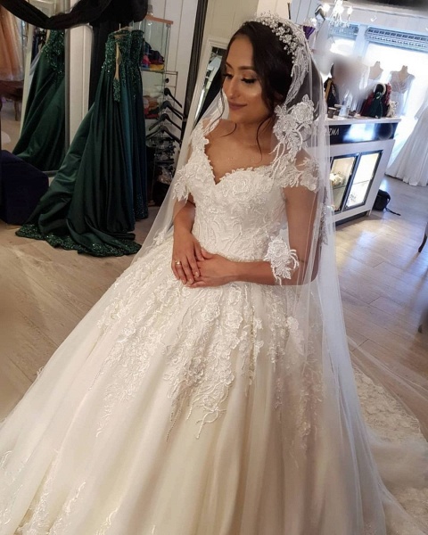 Beautiful Long Princess Off the Shoulder Lace Wedding Dresses_6