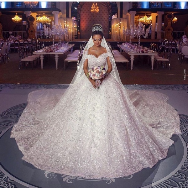 Long Princess Off-the-shoulder Lace Wedding Dress | Cocosbride