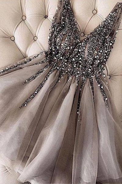 Modest Silver Short A-line V-neck Tulle Prom Dress_1
