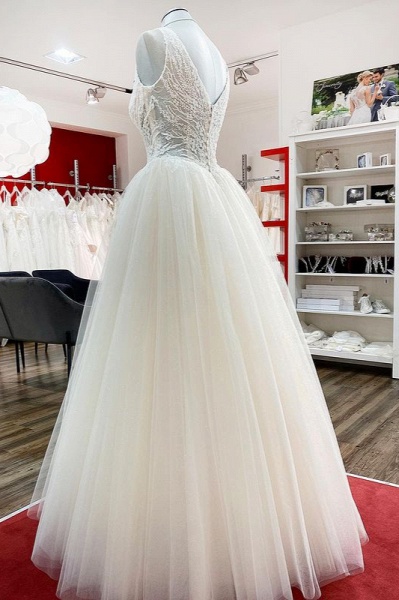 Unique Long Princess V-neck Tulle Lace Ruffles Ivory Wedding Dress_4