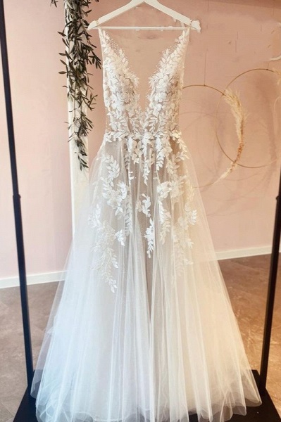 Classy Long A-line Tulle Appliques Lace Wedding Dress MT073_1