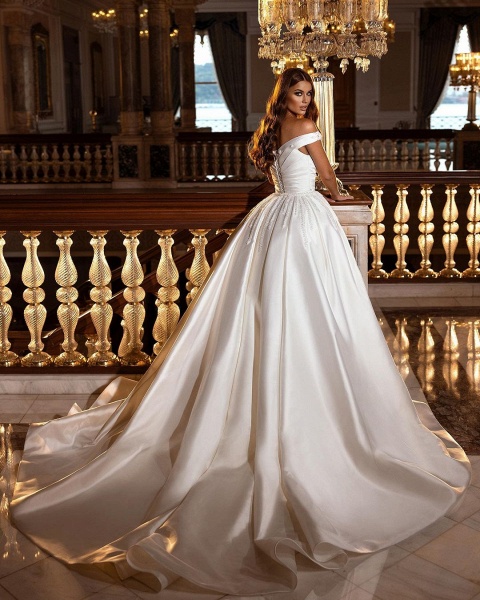 Gorgeous A-Line Off-the-shoulder Sweetheart Backless Ruffles Appliques Satin Wedding Dress_3