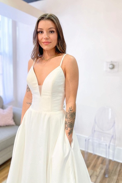 Glamorous A-Line Spaghetti Straps Sweetheart Satin Backless Wedding Dress With Pockets_1