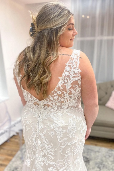 Stunning V-neck Spaghetti Straps Appliques Lace Tulle Mermaid Wedding Dress_2