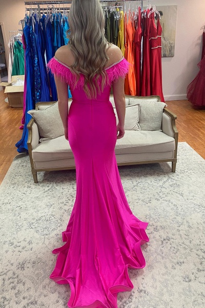 Charming Fuchsia Feather Off-the-shoulder Floor-length Mermaid Prom Dress With Slit_2