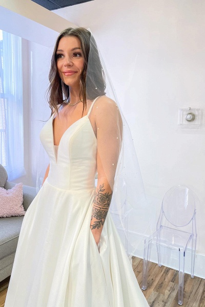Glamorous A-Line Spaghetti Straps Sweetheart Satin Backless Wedding Dress With Pockets_4