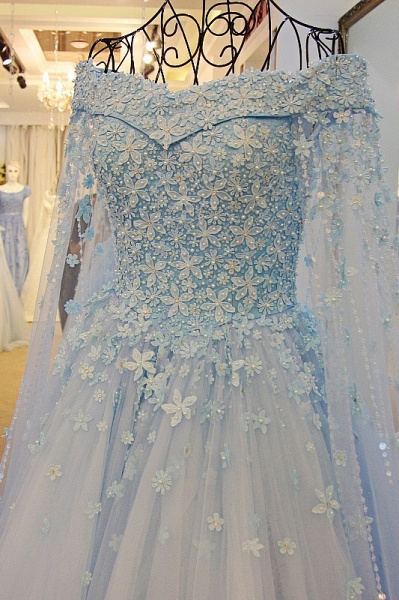 Pretty Off-the-shoulder Tulle Long Sleeves Beading Flower Ball Gown Prom Dress_4