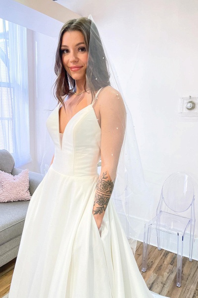 Glamorous A-Line Spaghetti Straps Sweetheart Satin Backless Wedding Dress With Pockets_3