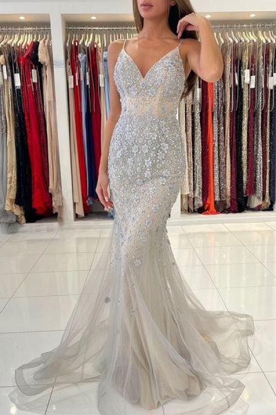 Unique Long Mermaid V-neck Lace Appliques Tulle Backless Prom Dress_2
