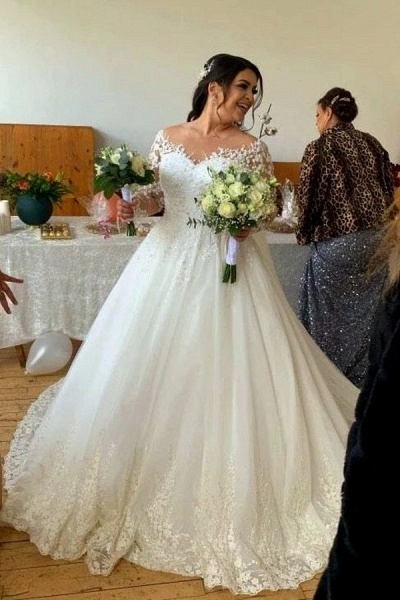 Elegant Princess Off-the-shoulder Long Sleeves Lace Wedding Dress_2