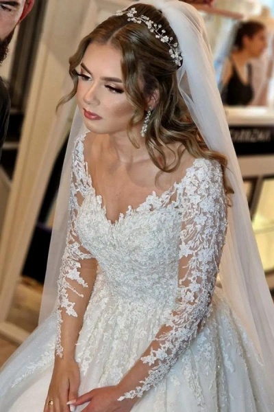 Gorgeous White A-line V-neck Lace Wedding Dress with Long Sleeves_3