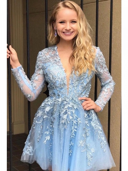 Short/Mini A-Line Lace Applique V-neck Long Sleeves Prom Dresses_1