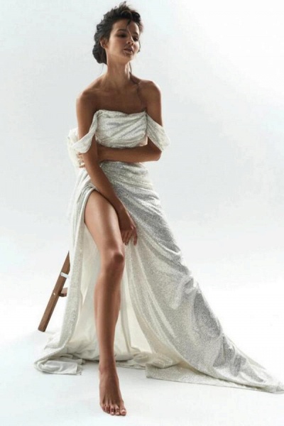 Schlichtes, langes, schulterfreies Meerjungfrauen-Hochzeitskleid mit Pailletten und Schlitz_9