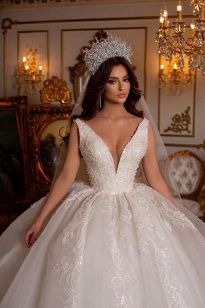 Luxury White Long Ball Gown V-neck Backless Tulle Lace Wedding Dress_3