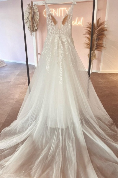 Boho Long A-line V-neck Tulle Lace Backless Wedding Dresses_2